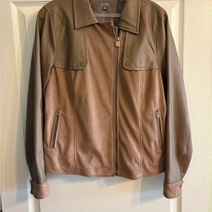 Women’s brown jacket